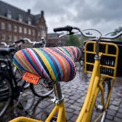 Housse de selle de vélo - Rayures zébrées multicolores