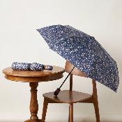 Parapluie Pliant pour Femme - Système d'ouverture Automatique - 8 Baleines en Fibre de Verre - Parapluie Pliant à Trois Volet - Résistant au vent - Poignée en Bois - Bleu Foncé