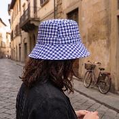 Chapeau imperméable pliable et réversible avec sac de rangement - Avec protection solaire UVP50+ - Matière recyclée - Bleu Vichy - Taille Unique