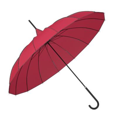 Parapluie pagode rouge avec bordure detaillé