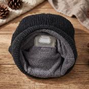 Bonnet chauffant avec système de chauffage intégré et poche intérieure chauffe-mains - Unisexe - Noir