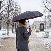 Parapluie pliant unisexe - Ouverture et fermeture automatiques - Résistant au vent - Noir avec bordure rouge