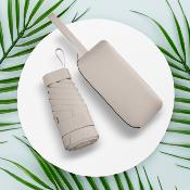 Mini parapluie femme - Parapluie six volets - Léger et compact - Avec étui en cuir zippé - Blanc crème