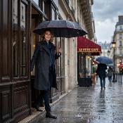 Parapluie pliant unisexe - Ouverture et fermeture automatiques - Résistant au vent - Noir avec bordure rouge