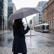 Ultra mini parapluie pliant pour femmes - Slim et léger - Résistant au vent - Avec protection UV - Avec sac smartphone assorti - Gris
